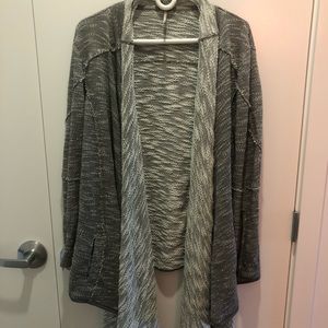 Size M, free people sweater
